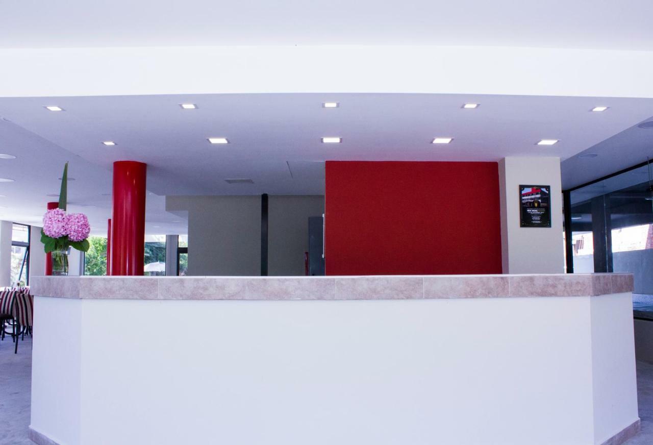 San Remo New Viking Hotel Pinamar Buitenkant foto